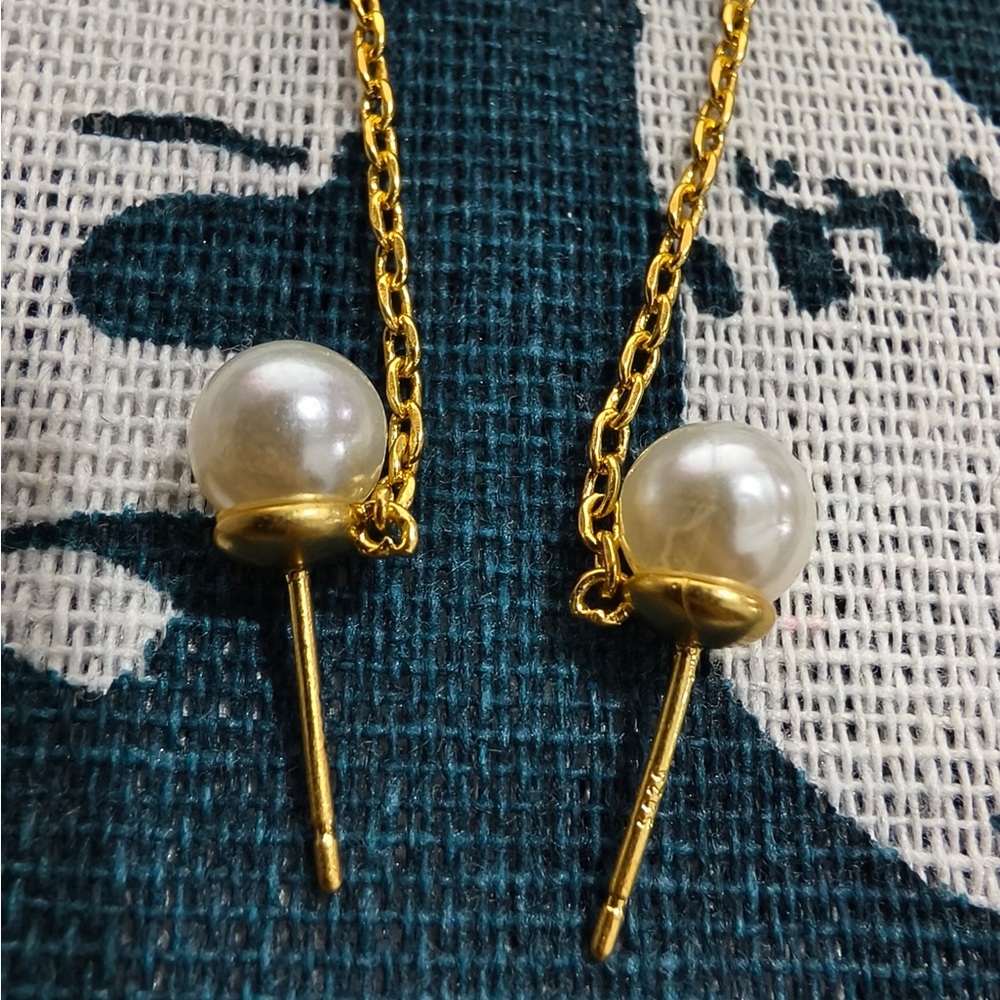 Dior Gold-Tone Pearl Drop Chain Earrings - Picture 3 of 7